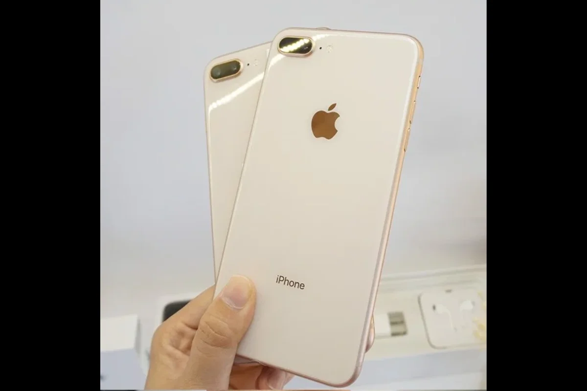 Sự Hoàn Hảo Từ Mọi Góc Cạnh iPhone 8 Plus Cũ Đẹp 99%