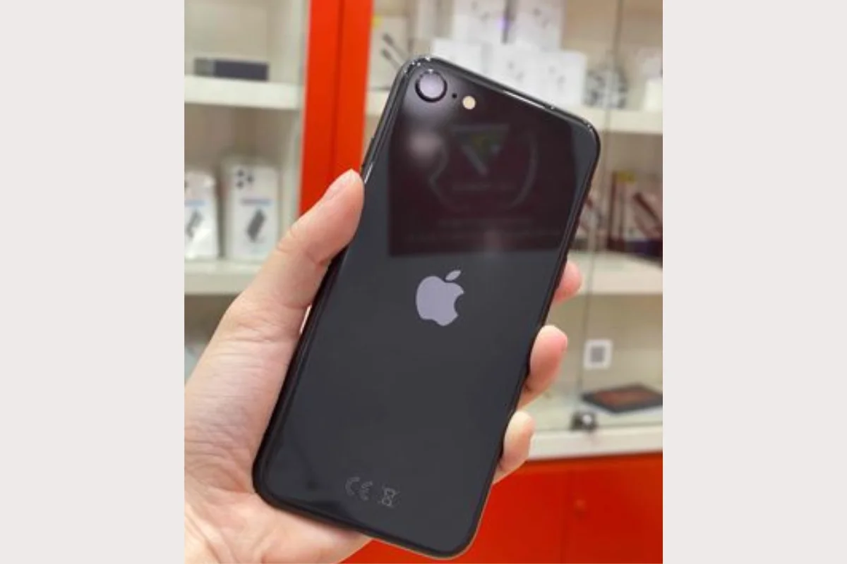 iPhone SE 2022 Cũ Đẹp 99%