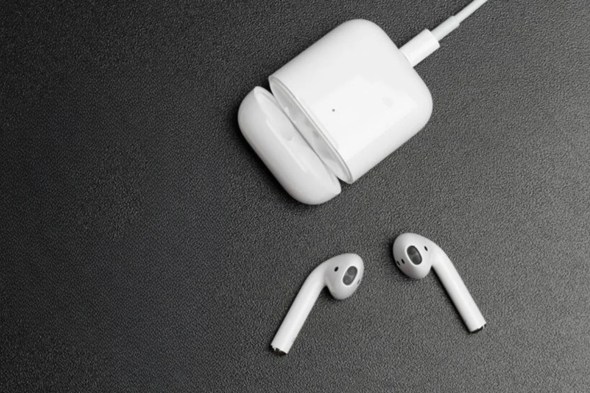 Airpods 1 không nhận sạc